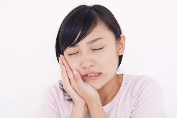 日本人の80％が歯周病と言われていることをご存じですか？